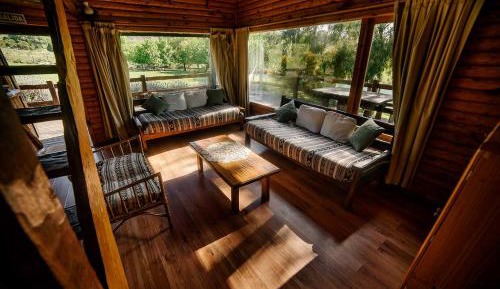 Cabin (4 Adults)