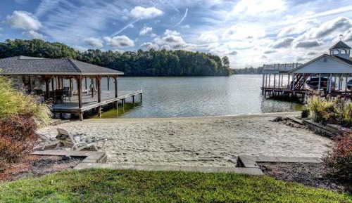 Four bedroom holiday home 