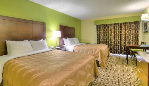 Queen Room with Two Queen Beds - Non-Smoking