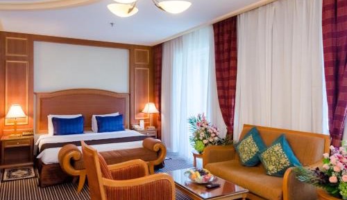 Avenue Suite