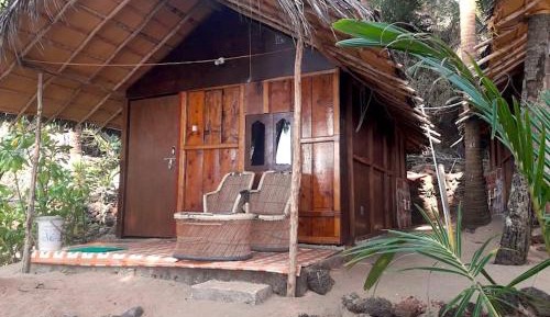 Deluxe Double Room with Balcony and Sea View