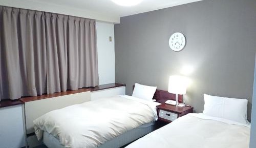 Twin Room - Non-Smoking