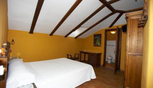 Double Room with Hot Tub