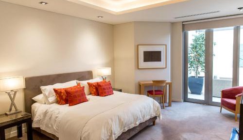 Cygnus One-Bedroom Apartment