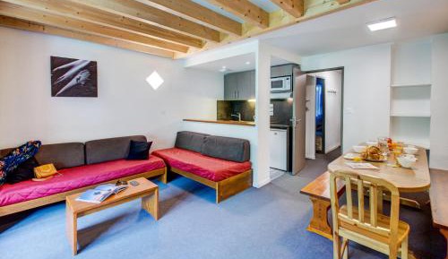 3 bedroom apartment 8 people