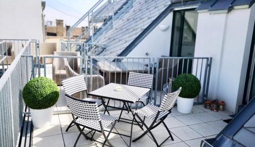 Duplex Apartment - Karlsplatz 3, 1010 Vienna