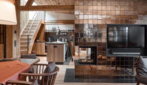 Two-Bedroom Chalet with private Spa and Butler Service