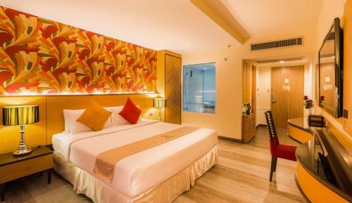 Deluxe Double or Twin Room