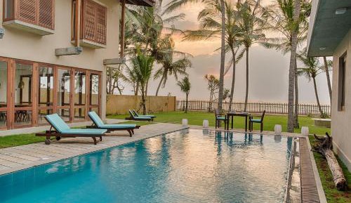 Villa - Beach Front