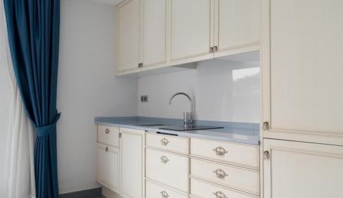 Deluxe Apartment (2 Adults)
