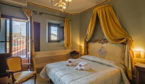 Double Room with Balcony