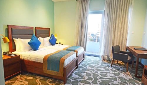 Deluxe Suite  with City View
