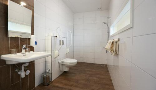 Twin Room - Disability Access