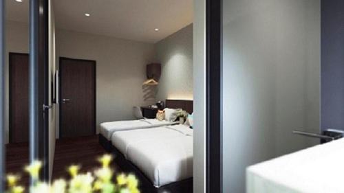 Triple Single Room with Window