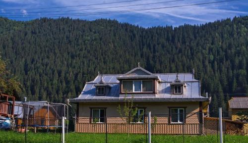 Six-Bedroom House