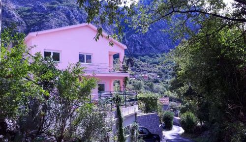 Studio Apartment with Sea View