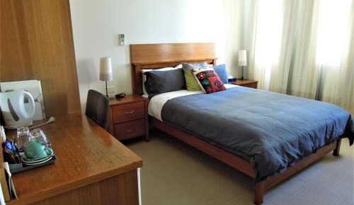 Deluxe Queen Room