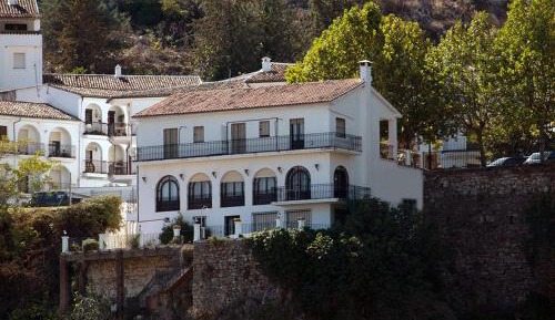Six-Bedroom House