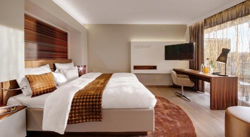 Design Double Room with Balcony