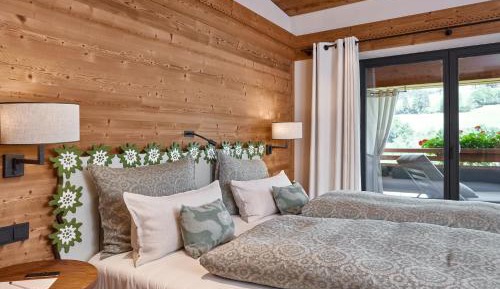 Suite with Balcony and Butler Service