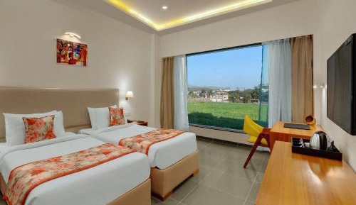 Deluxe Room with City view