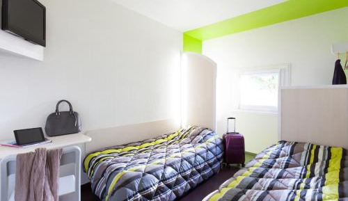 Standard Twin Room with Two Twin Beds