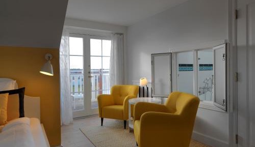 Deluxe Double Room with Balcony/Terrace