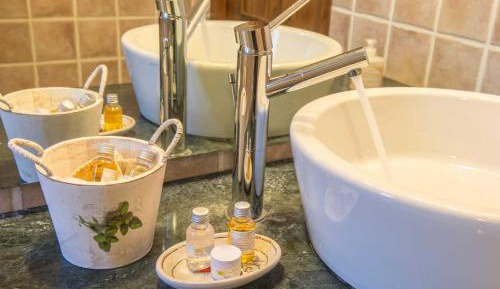 Double or Twin Room with Private External Bathroom