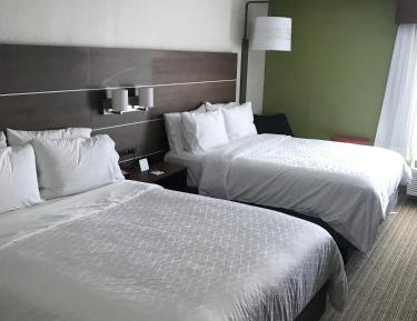 Standard Queen Room with Two Queen Beds