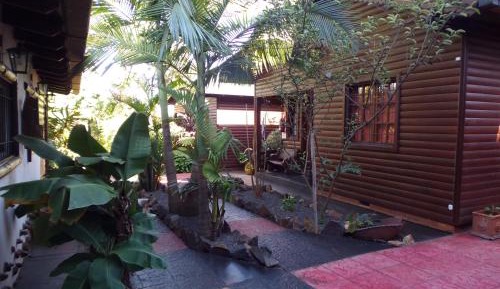 Bungalow (2 Adults)