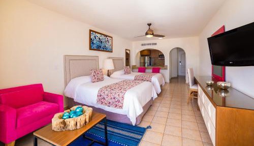 Junior Suite with Garden View