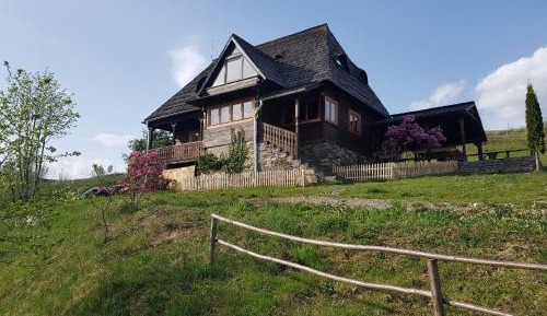 Villa with Garden View