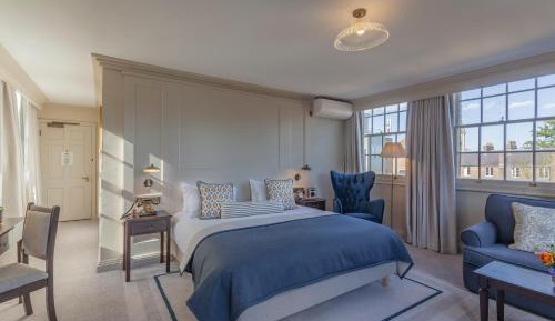 Georgian Junior Suite