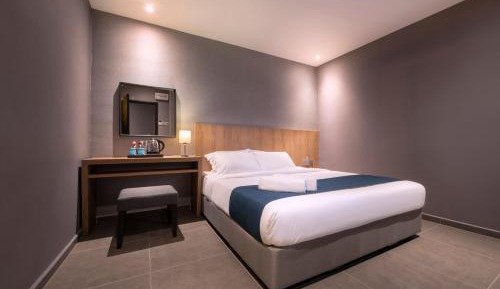 Standard King Room (No Window)