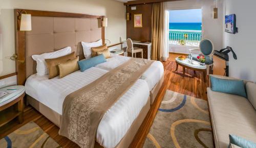 Double Room with Balcony and Sea View