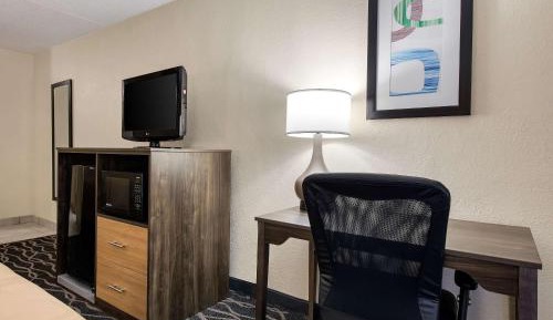 King Room - Accessible/Non-Smoking