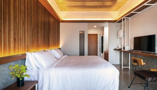 Superior Double or Twin Room with City View