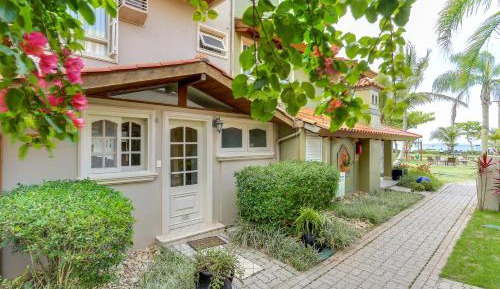 Five-Bedroom House 617