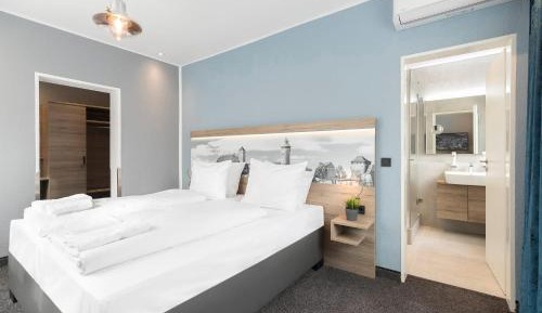 Classic Double Room with River View