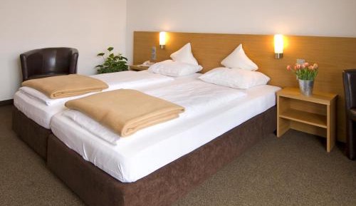 Double or Twin Room without Balcony