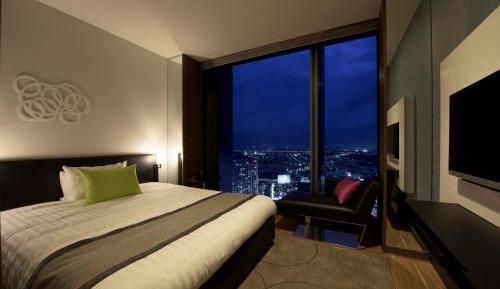 Superior Double Room with City View - Non-Smoking