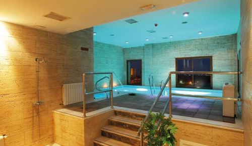 Double Room with Valley View and Spa Access