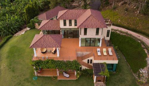 Superior Villa