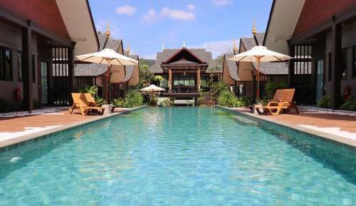 One Bedroom Pool Access