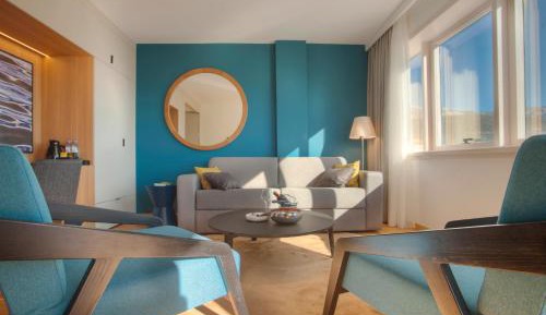 Suite with City View
