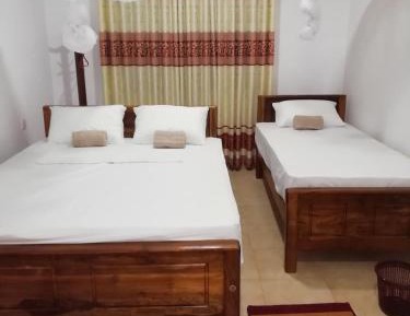 Comfort Triple Room with Shower