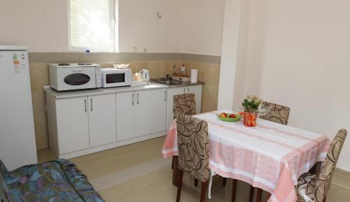 Apartment with Garden View