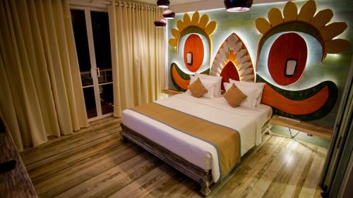 Deluxe Queen Room with free drop off to Galle Fort by TukTuk