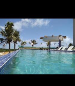 Apartment with Pool View 