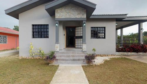Three Bedroom holiday home 